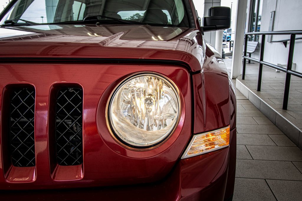 Used 2017 Jeep Patriot Latitude image 7