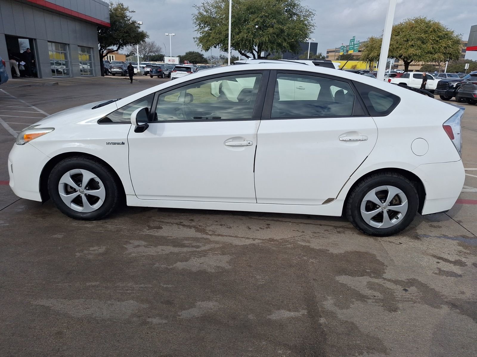 Used 2012 Toyota Prius Two image 3