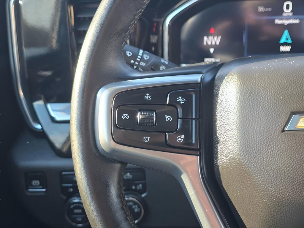 Used 2025 Chevrolet Silverado 1500 LT image 17