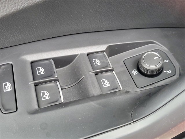 New 2025 Volkswagen Jetta SE image 15