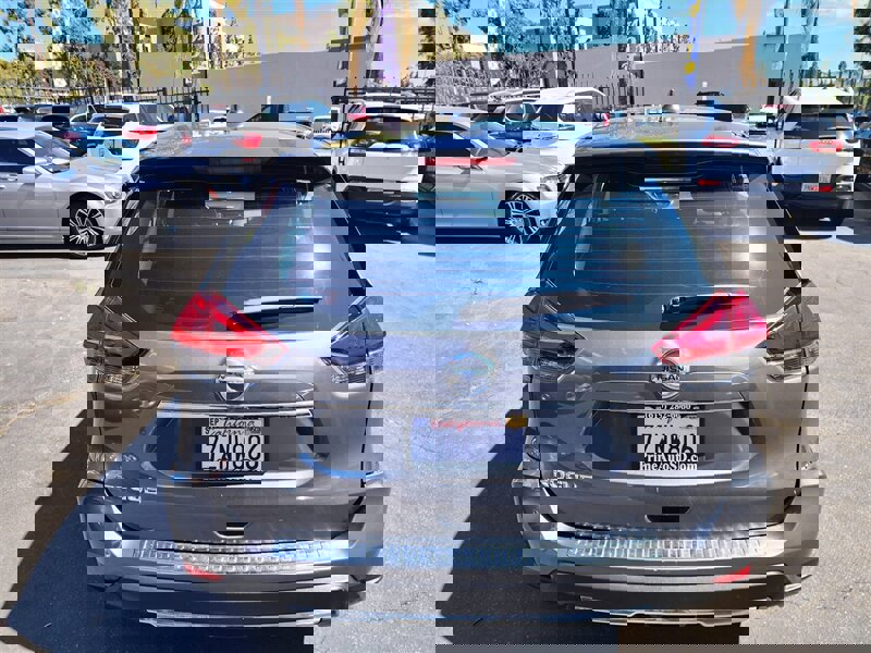 Used 2017 Nissan Rogue S image 9