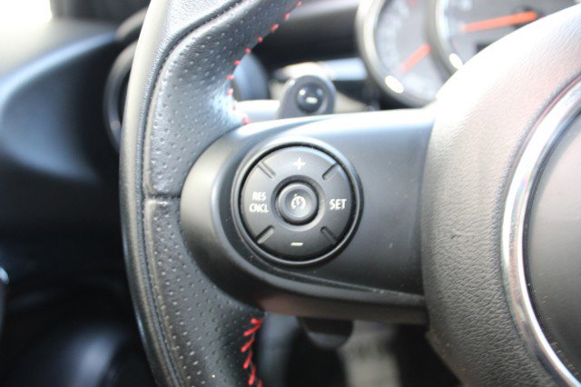 Used 2019 MINI Cooper S w/ Premium Package image 34