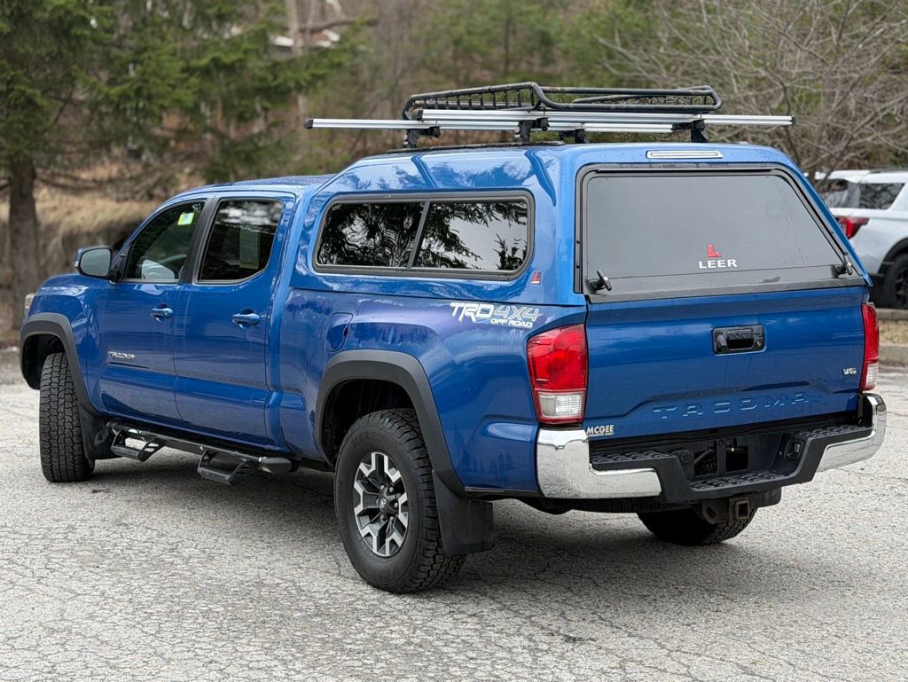 Used 2017 Toyota Tacoma TRD Off-Road w/ Tow Package image 3