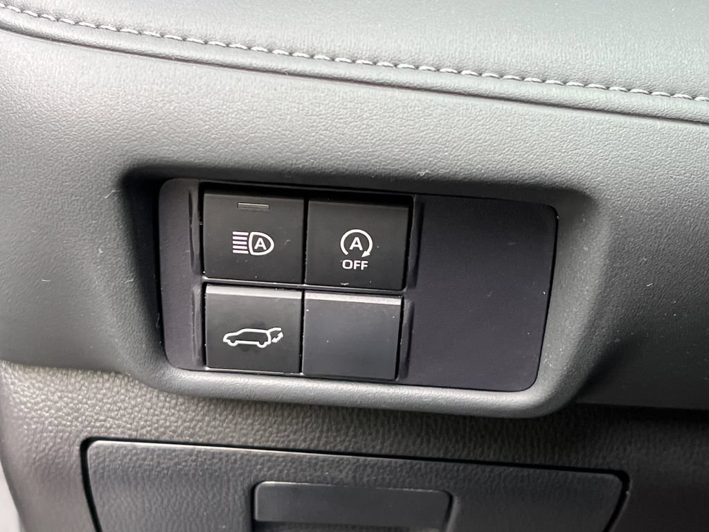 Used 2026 Toyota Highlander XLE AWD/4WD image 30