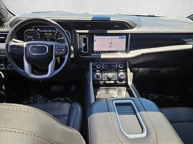 Used 2021 GMC Yukon Denali w/ Denali Premium Package AWD/4WD image 17