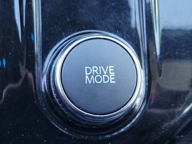 Certified 2025 Ford Explorer Platinum AWD/4WD image 18