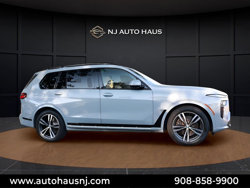 Used 2026 BMW X7 xDrive40i AWD/4WD image 15