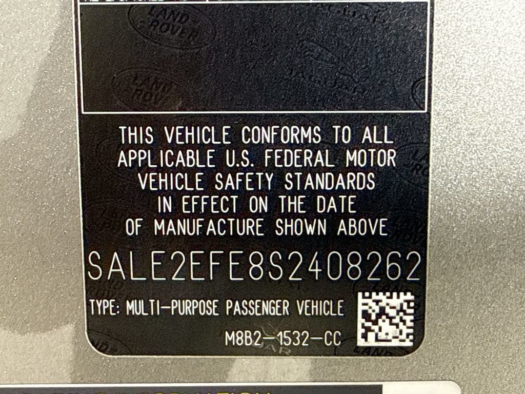 Used 2025 Land Rover Defender 110 X-Dynamic SE AWD/4WD image 27