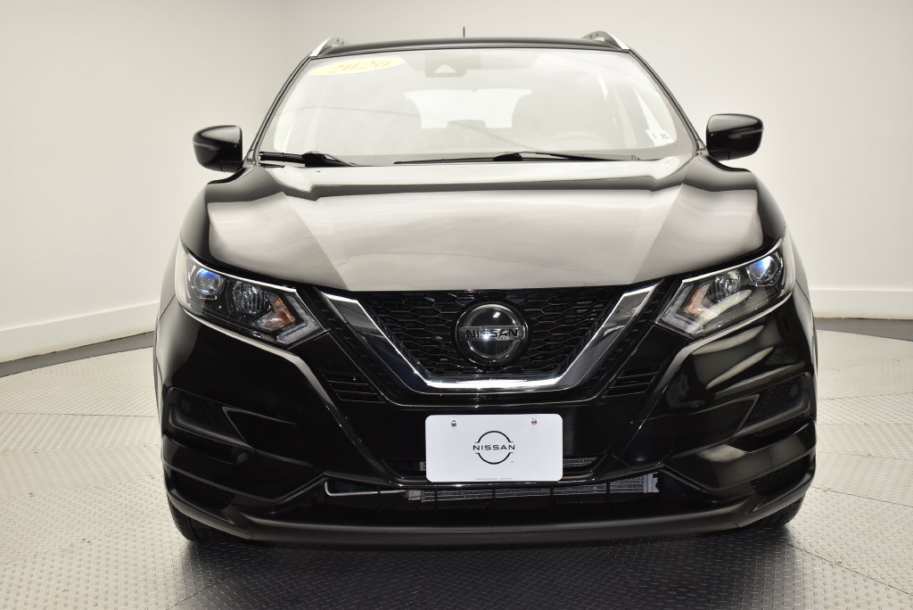 Used 2020 Nissan Rogue Sport SV AWD/4WD image 2