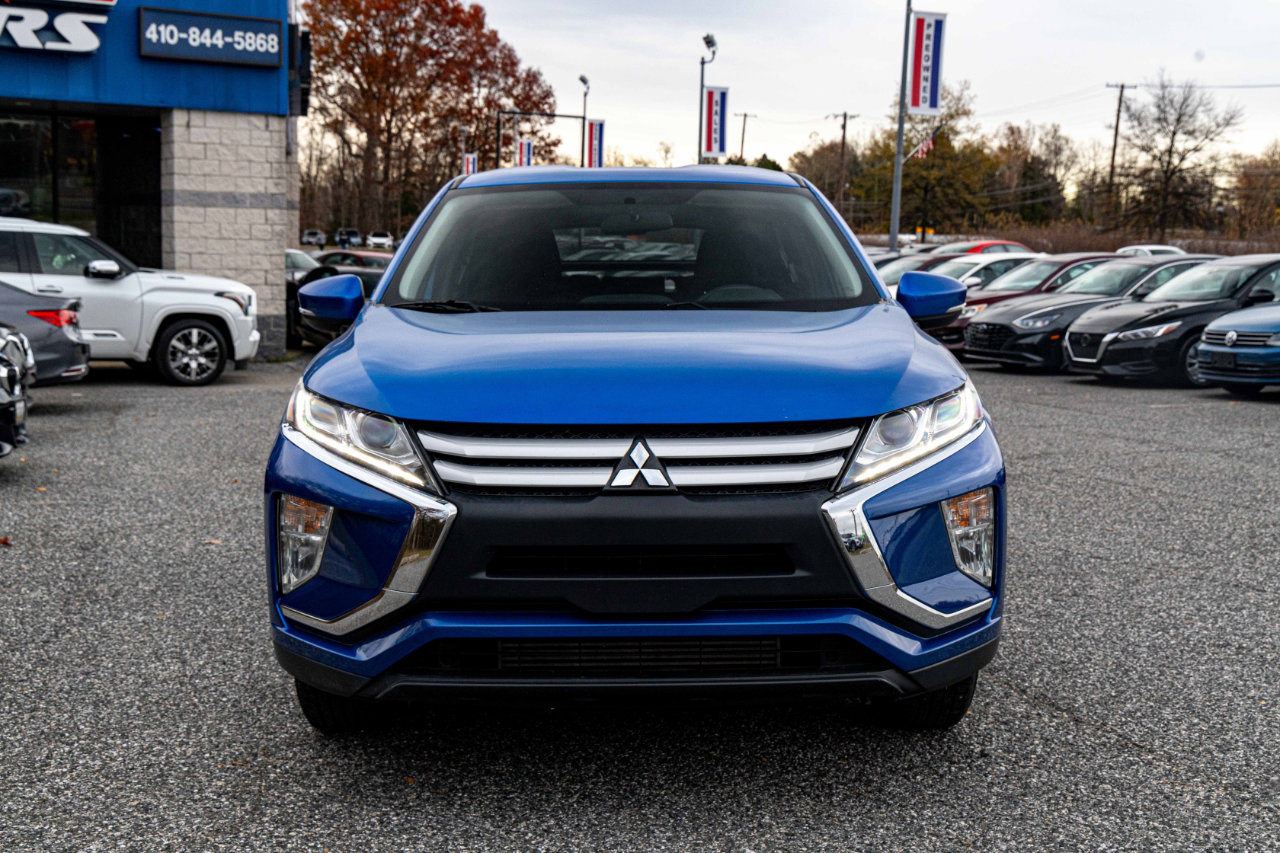 Used 2018 Mitsubishi Eclipse Cross ES image 2