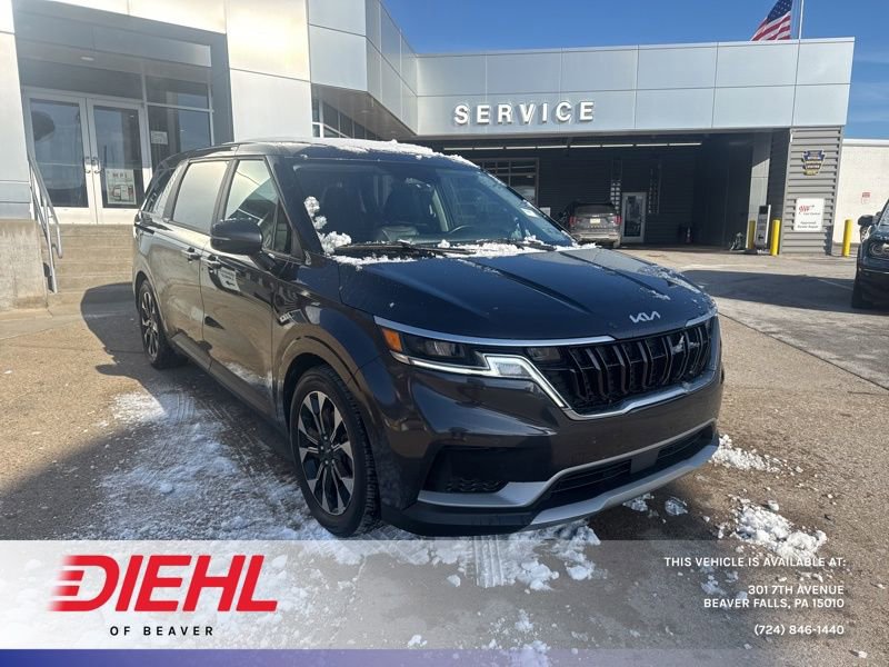 Used 2023 Kia Carnival EX video 1