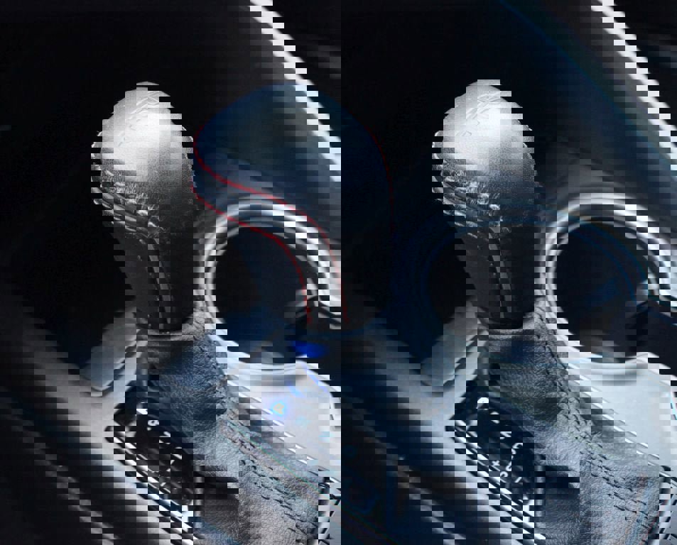 Used 2024 Toyota Camry SE image 11