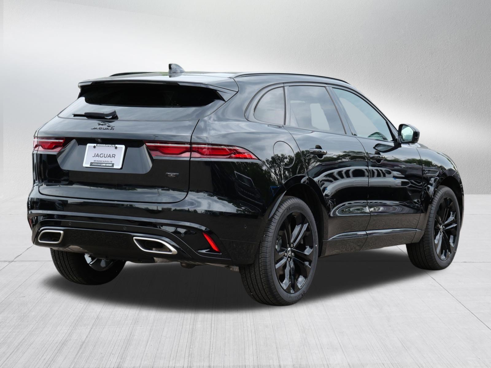 New 2026 Jaguar F-PACE R-Dynamic S AWD/4WD image 2