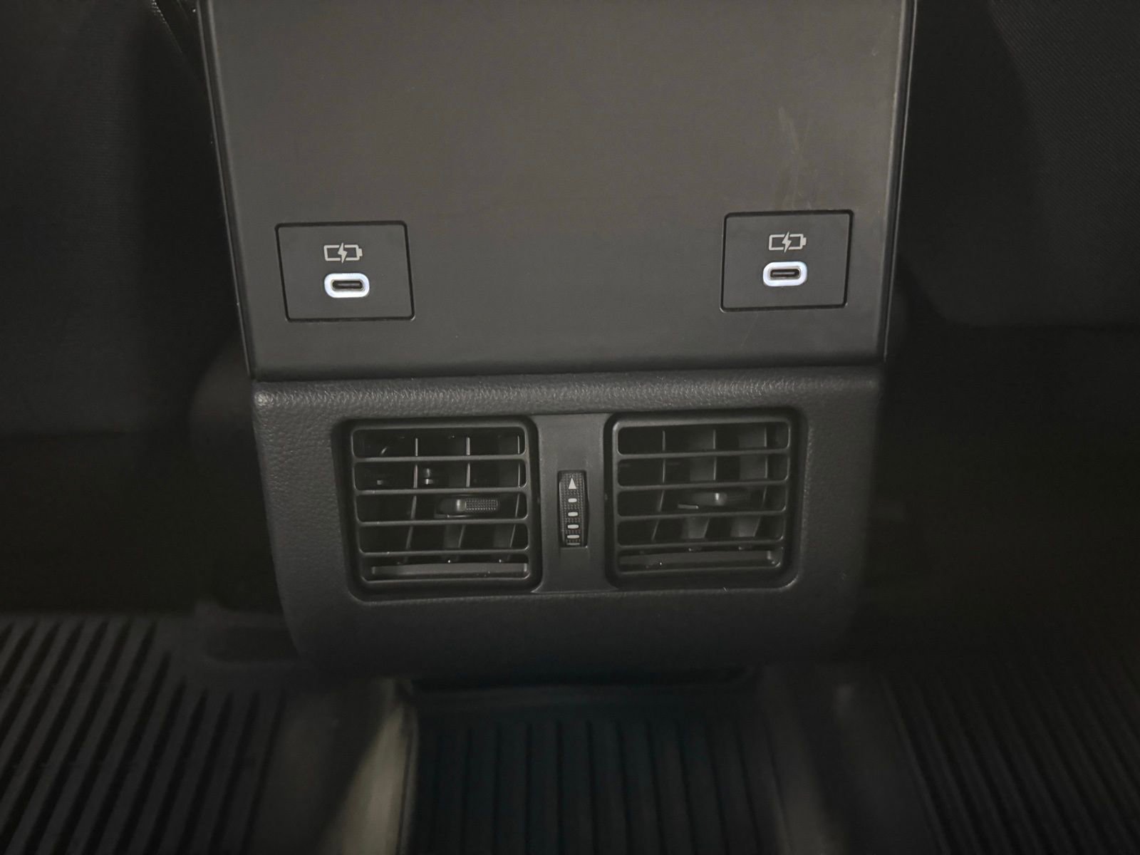 Used 2023 Subaru Solterra AWD image 30