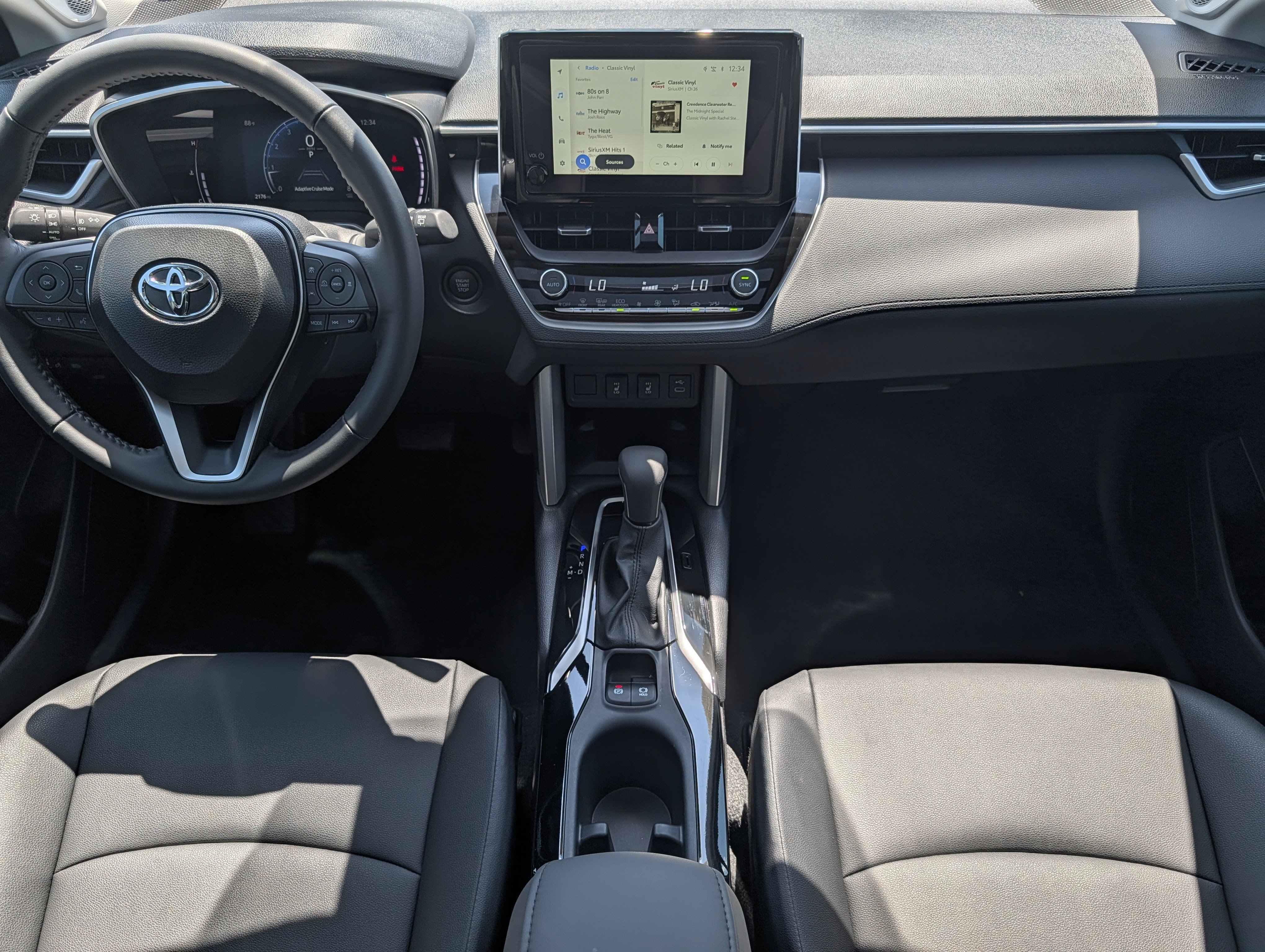 Certified 2025 Toyota Corolla Cross XLE w/ Convenience Package AWD/4WD image 10