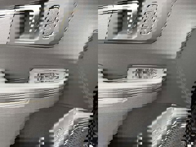 New 2026 Buick Enclave Sport Touring w/ Super Cruise Package image 17