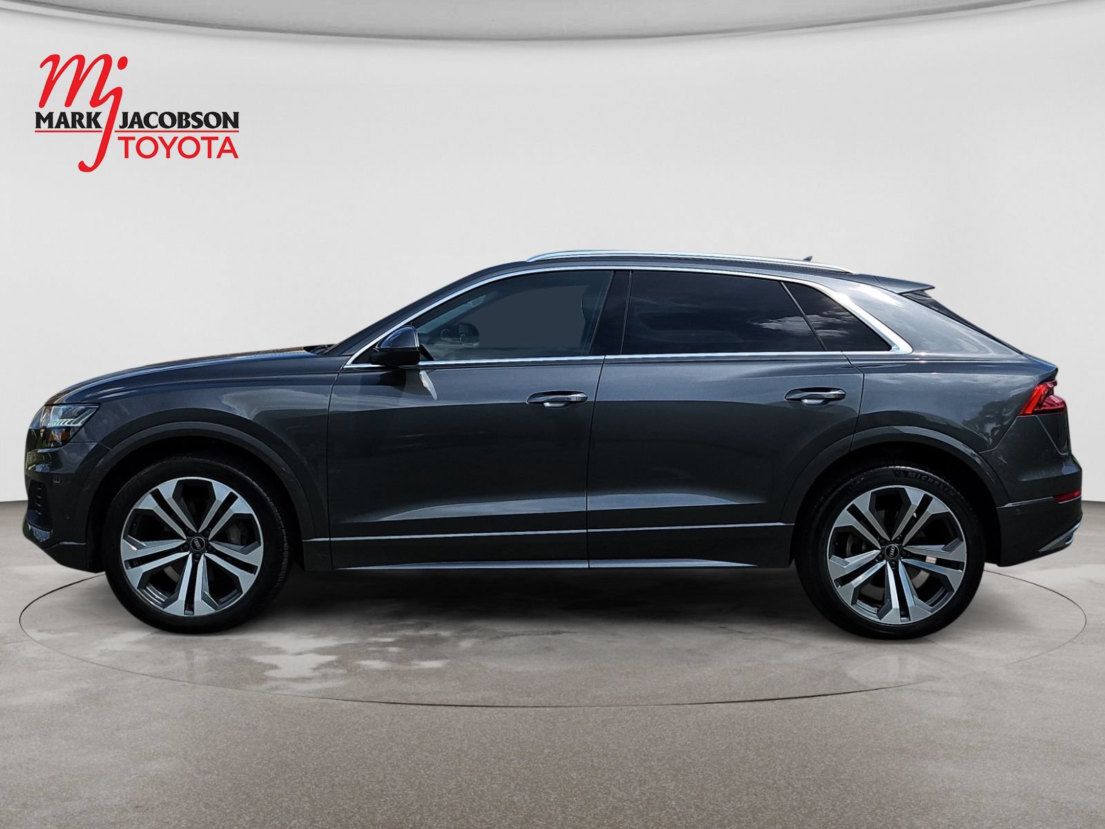 Used 2021 Audi Q8 Premium Plus w/ Premium Plus Package AWD/4WD image 9