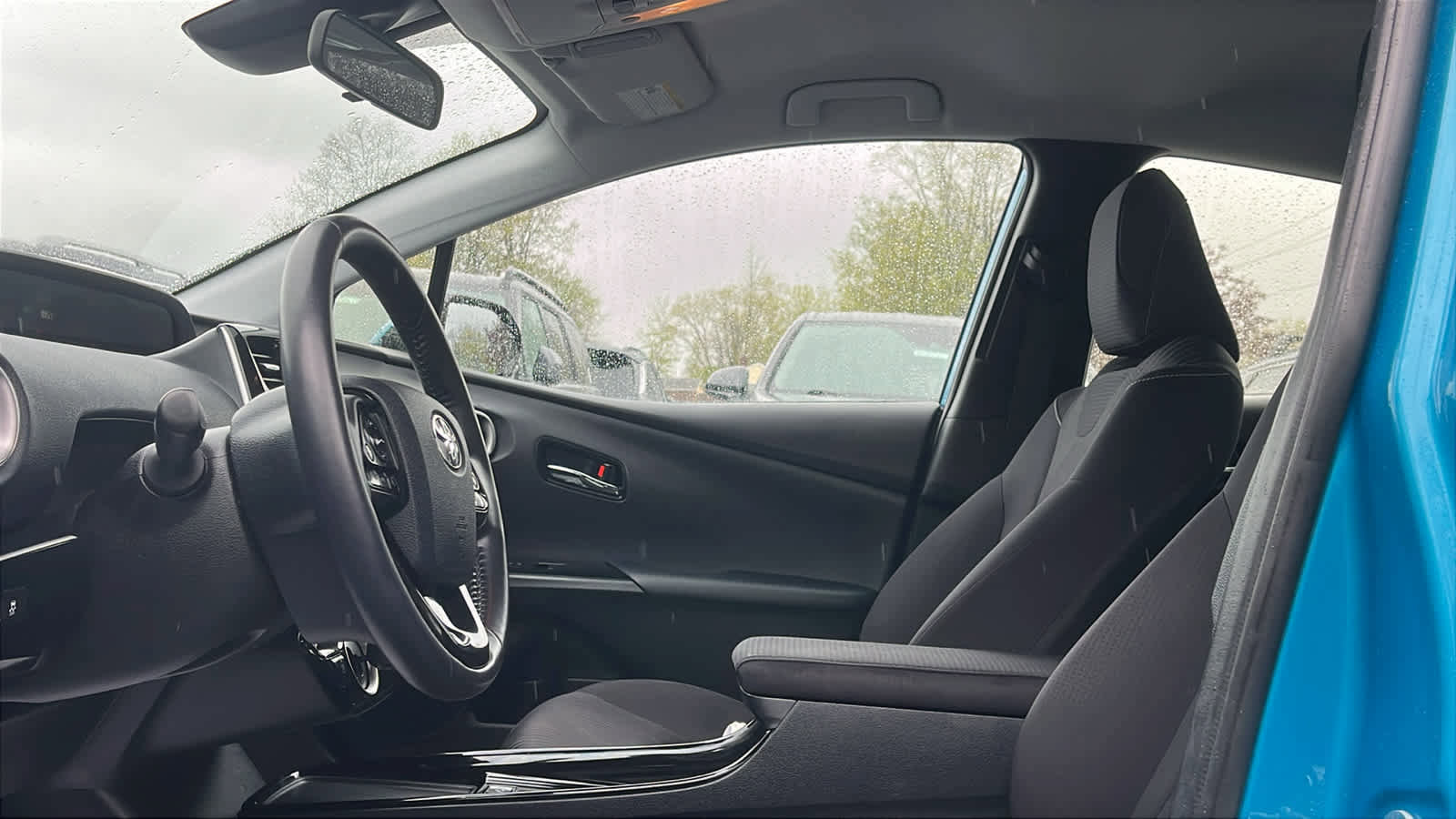 Used 2020 Toyota Prius Prime LE FWD image 10