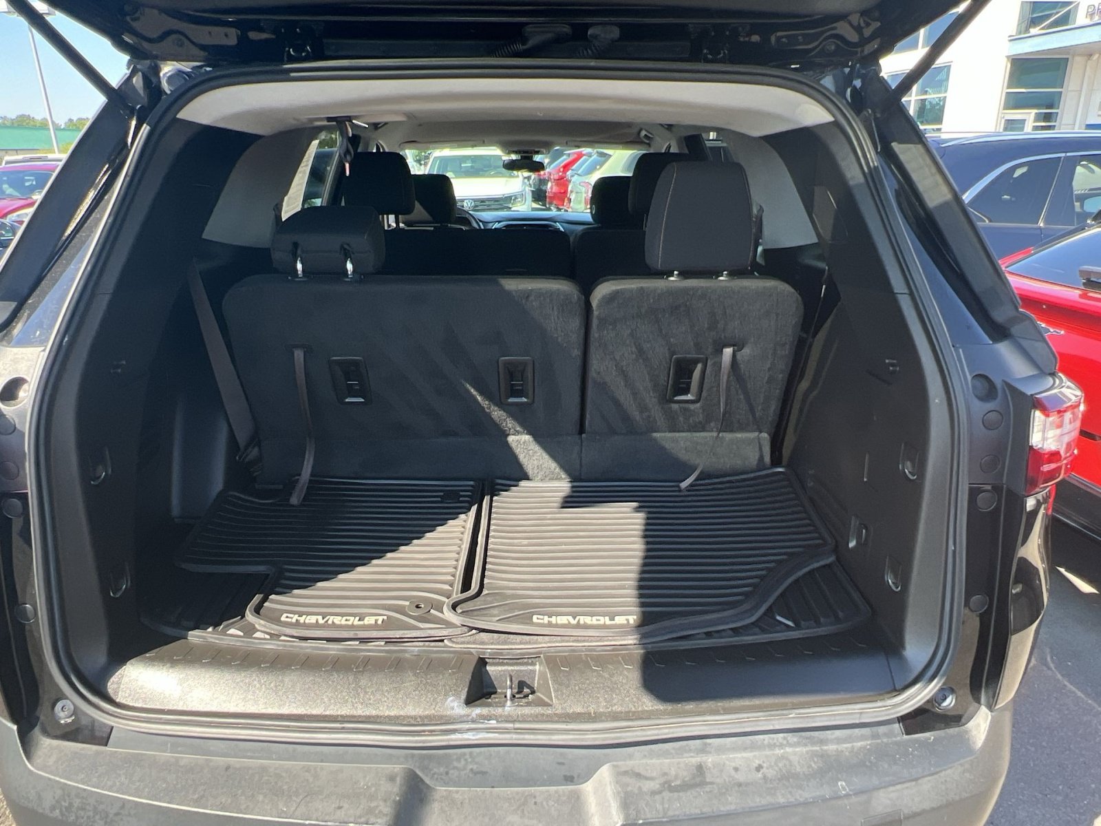 Used 2019 Chevrolet Traverse LS FWD image 32