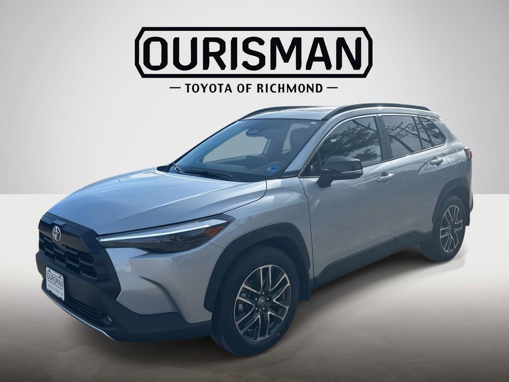 Used 2026 Toyota Corolla Cross XLE w/ Convenience Package image 11