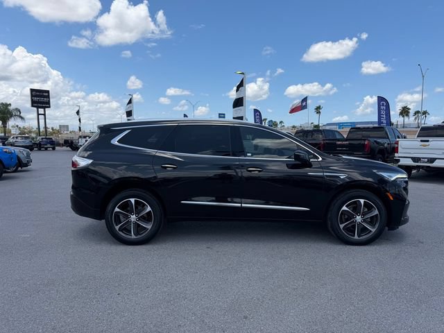 Used 2022 Buick Enclave Essence w/ Sport Touring Edition FWD image 4