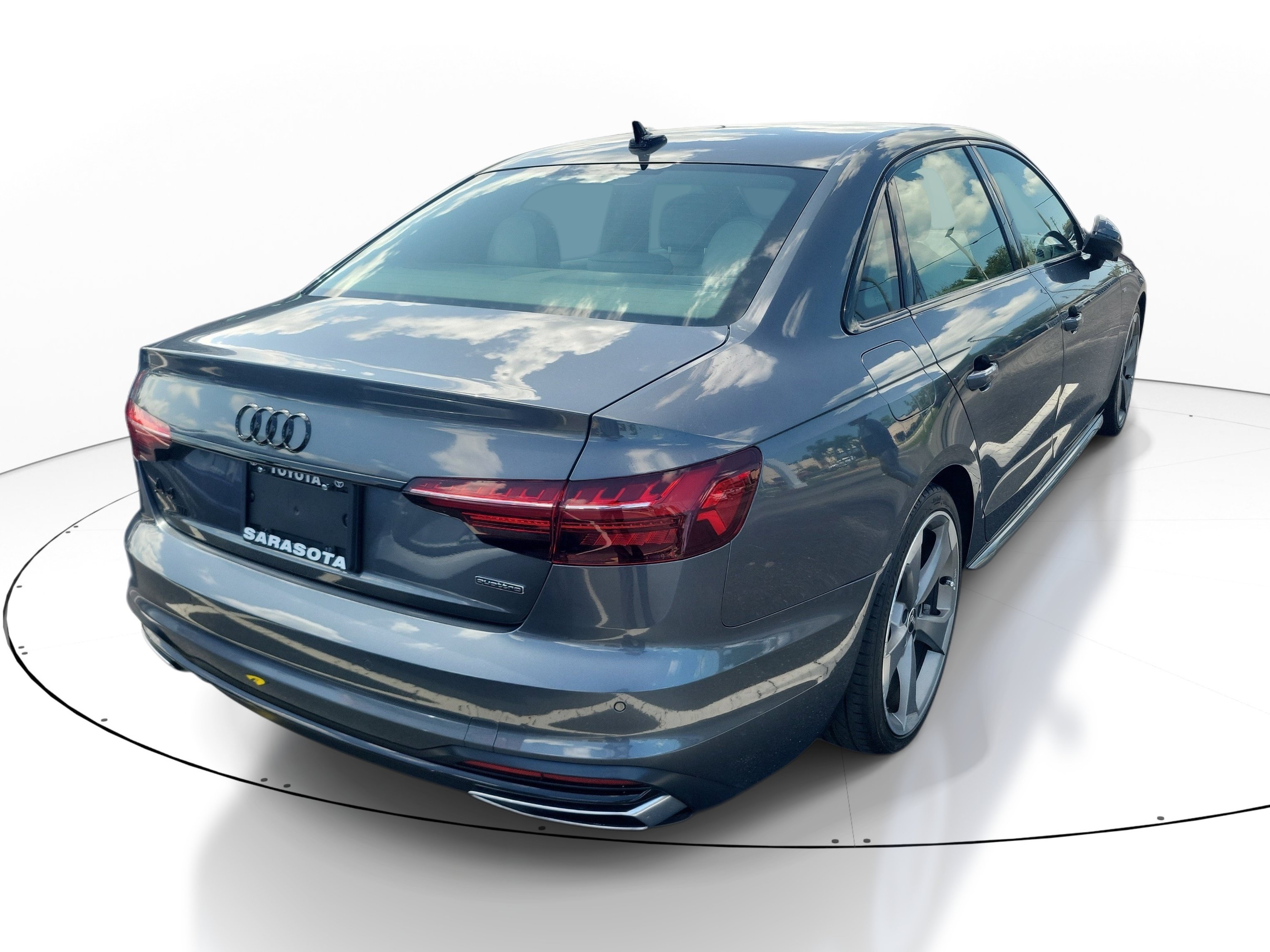 Used 2021 Audi A4 2.0T Premium Plus w/ Premium Plus Package AWD/4WD image 9