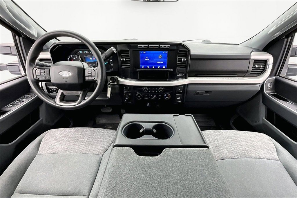 Used 2024 Ford F250 XLT w/ FX4 Off-Road Package image 16