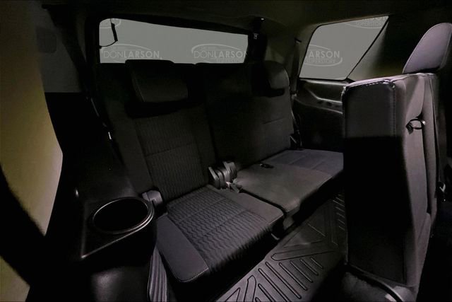 Used 2017 GMC Yukon SLE w/ SLE Value Package image 33