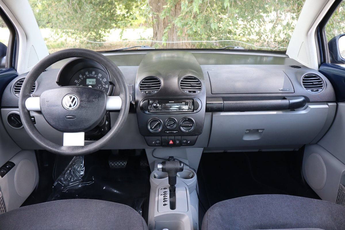 Used 2003 Volkswagen Beetle GL FWD image 15