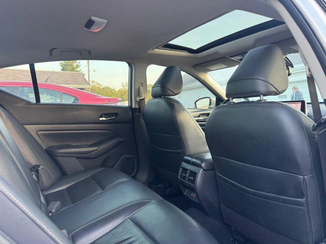 Used 2019 Nissan Altima 2.5 SL FWD image 16