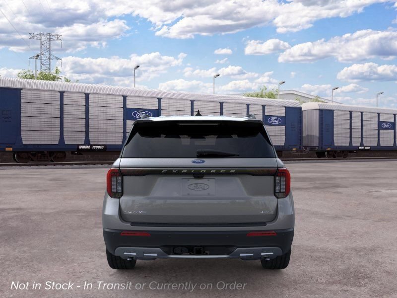 New 2026 Ford Explorer Active w/ Active Comfort Package AWD/4WD image 5