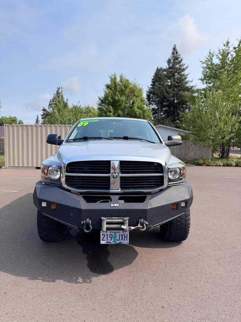 Used 2009 Dodge Ram 2500 Truck SLT AWD/4WD image 2