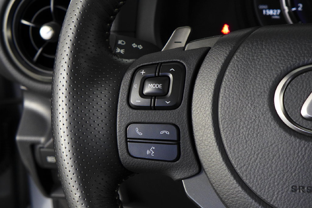 Used 2025 Lexus IS 350 F Sport w/ Navigation Package RWD image 30