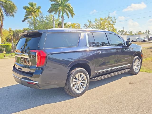 Used 2023 GMC Yukon XL SLT image 4