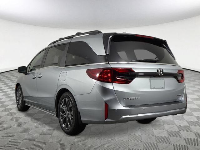 New 2026 Honda Odyssey Touring image 4