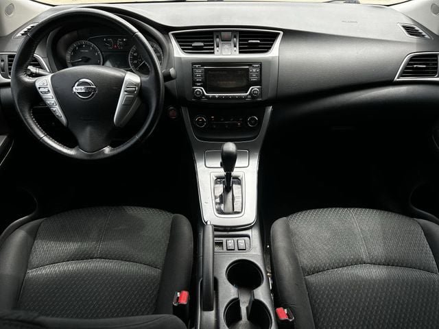 Used 2015 Nissan Sentra SR FWD image 12