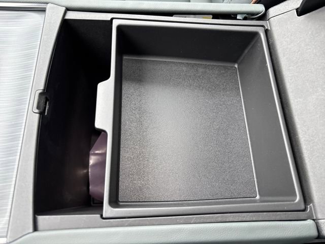 New 2026 GMC Acadia AT4 w/ Luxury Package image 21