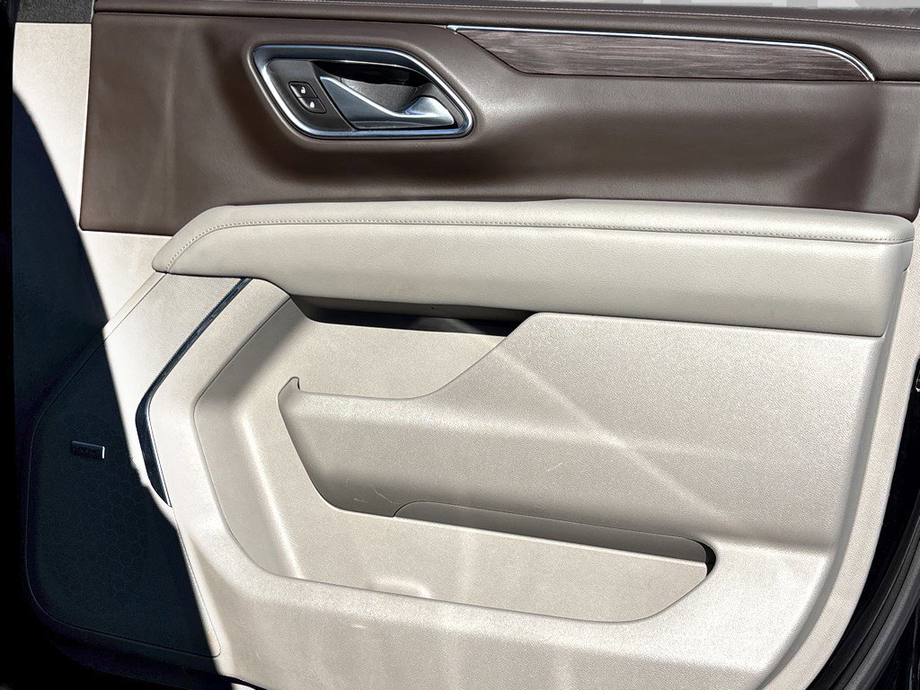 Used 2024 Chevrolet Tahoe LT image 11