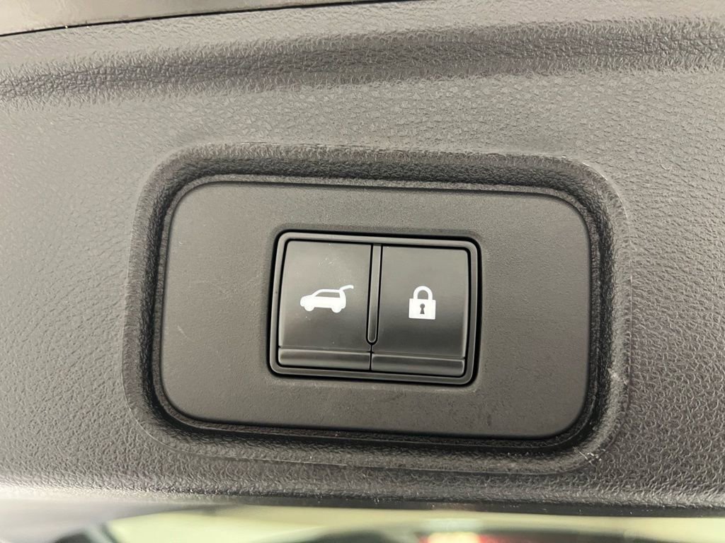 Used 2023 Nissan Pathfinder SL image 33