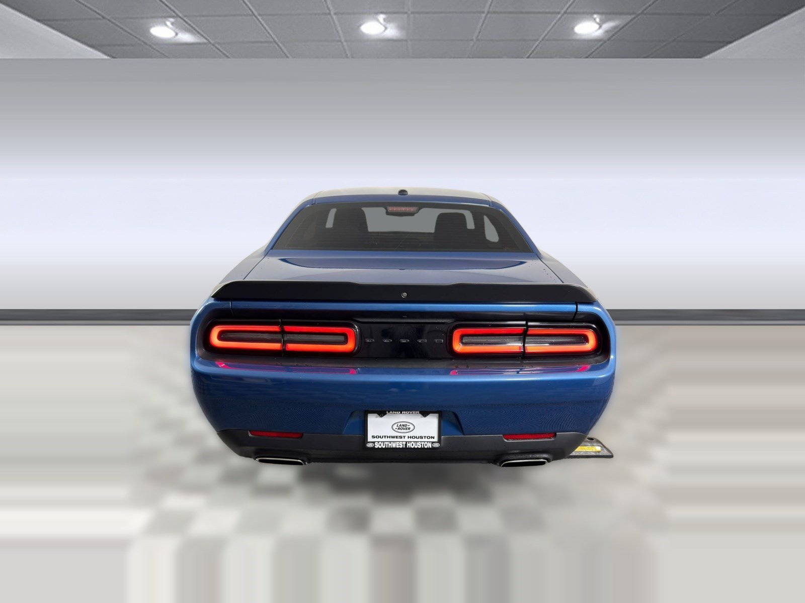 Used 2020 Dodge Challenger SXT w/ Blacktop Package image 10