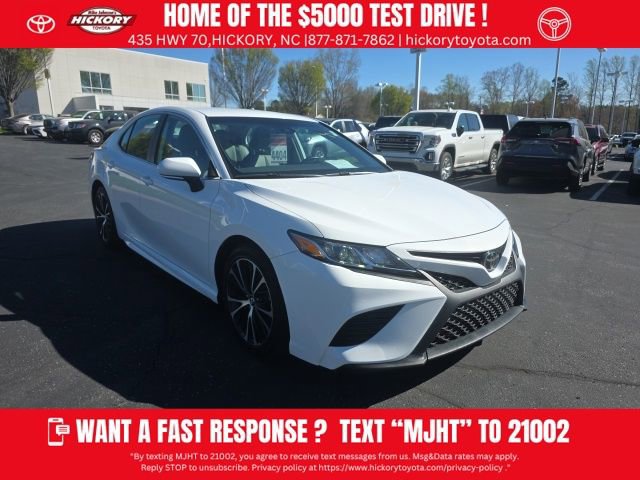 Used 2020 Toyota Camry SE w/ Convenience Package image 1