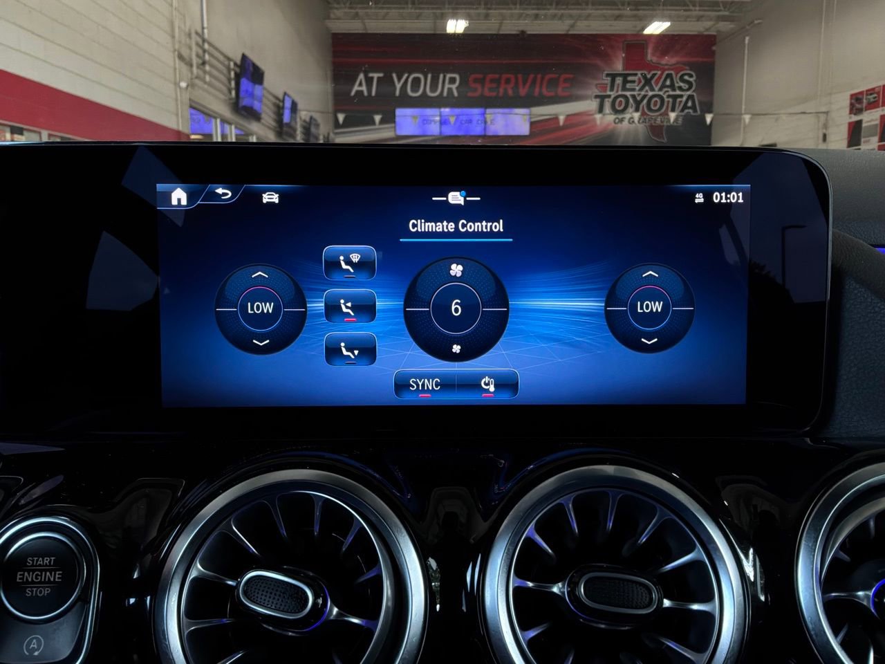Used 2025 Mercedes-Benz GLA 250 image 33