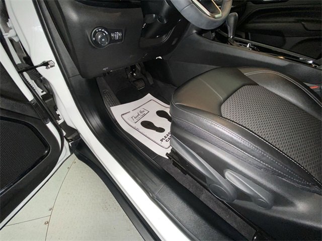 Used 2024 Jeep Compass Latitude w/ Altitude Special Edition image 12