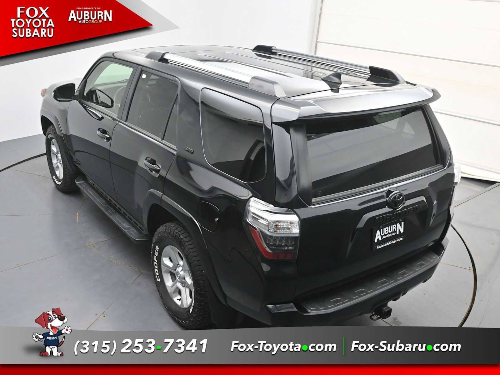 Used 2023 Toyota 4Runner SR5 Premium w/ Moonroof Package AWD/4WD image 26