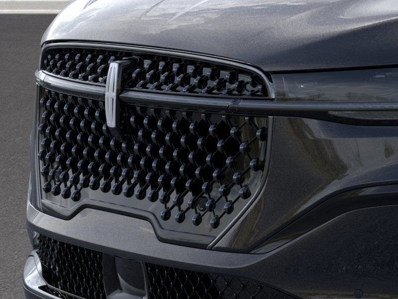 New 2026 Lincoln Nautilus Reserve w/ Jet Appearance Package AWD/4WD image 17