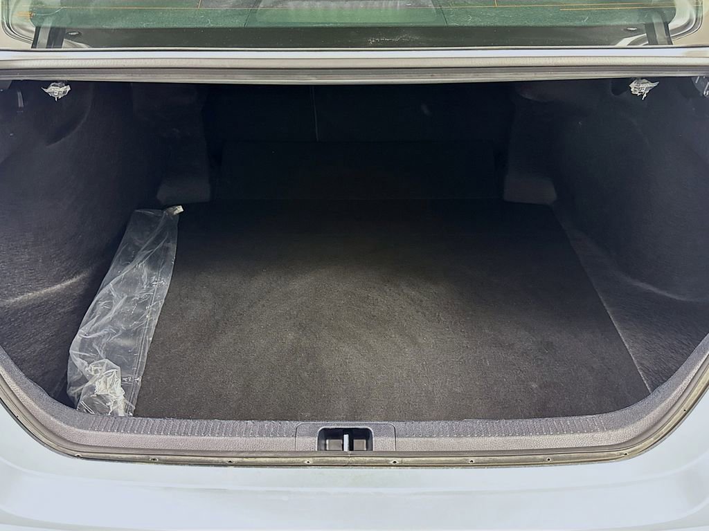 Used 2024 Toyota Camry SE FWD image 25