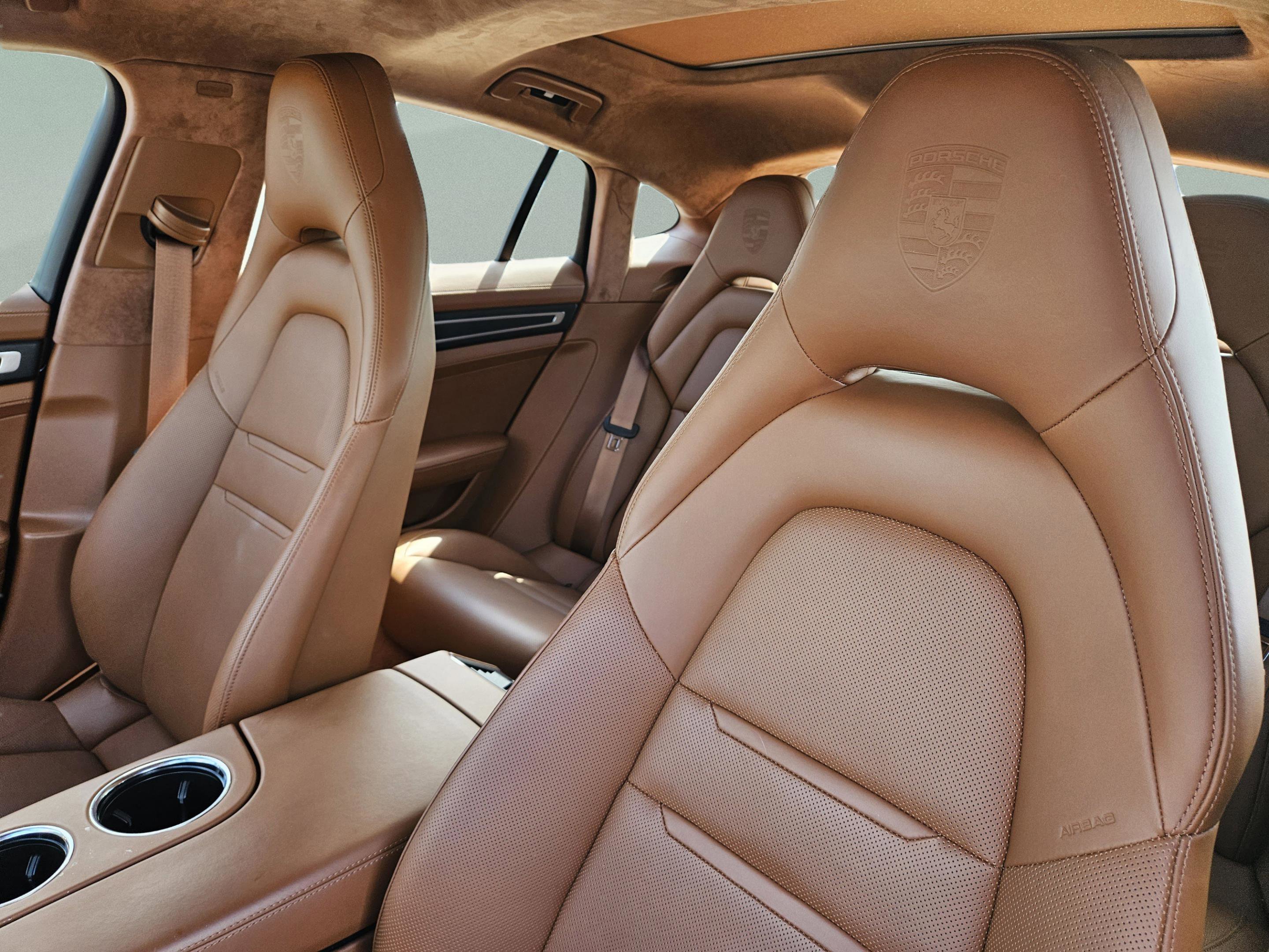 Certified 2023 Porsche Panamera 4 Platinum Edition image 11