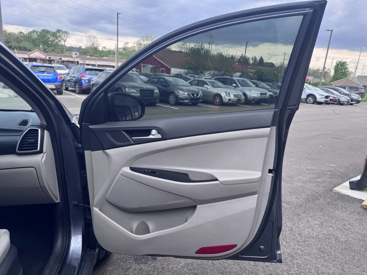 Used 2019 Hyundai Tucson SE FWD image 16