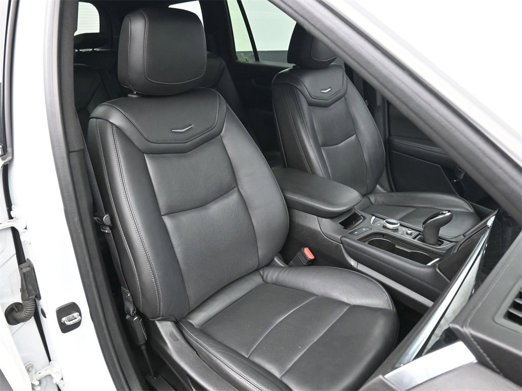 Used 2020 Cadillac XT6 Premium Luxury image 18