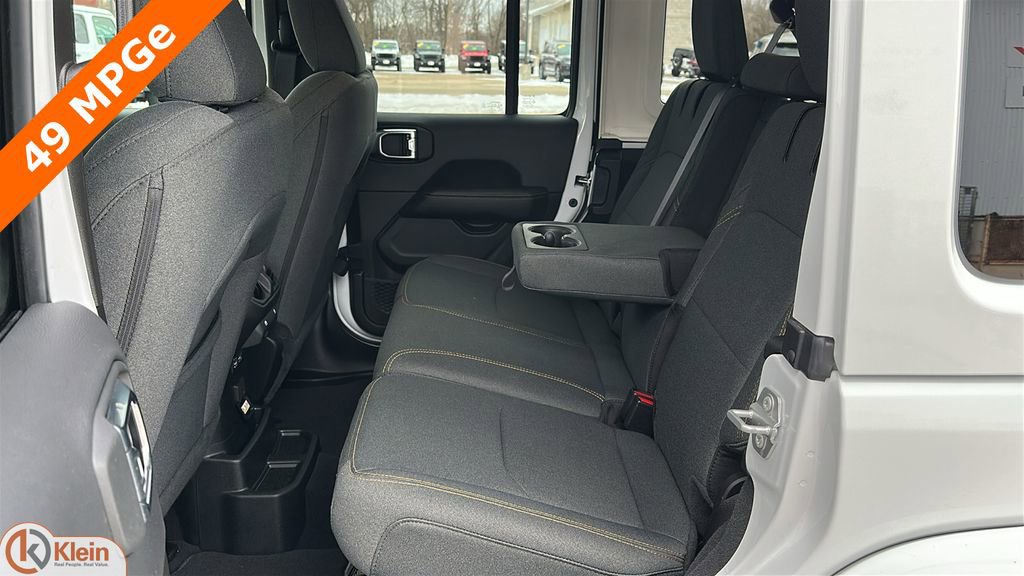 Used 2025 Jeep Wrangler Sahara 4xe image 26